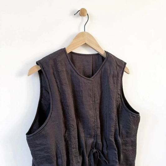 Elmo Vest in Charcoal-Jackets-Runaway Bicycle-eugenienewport