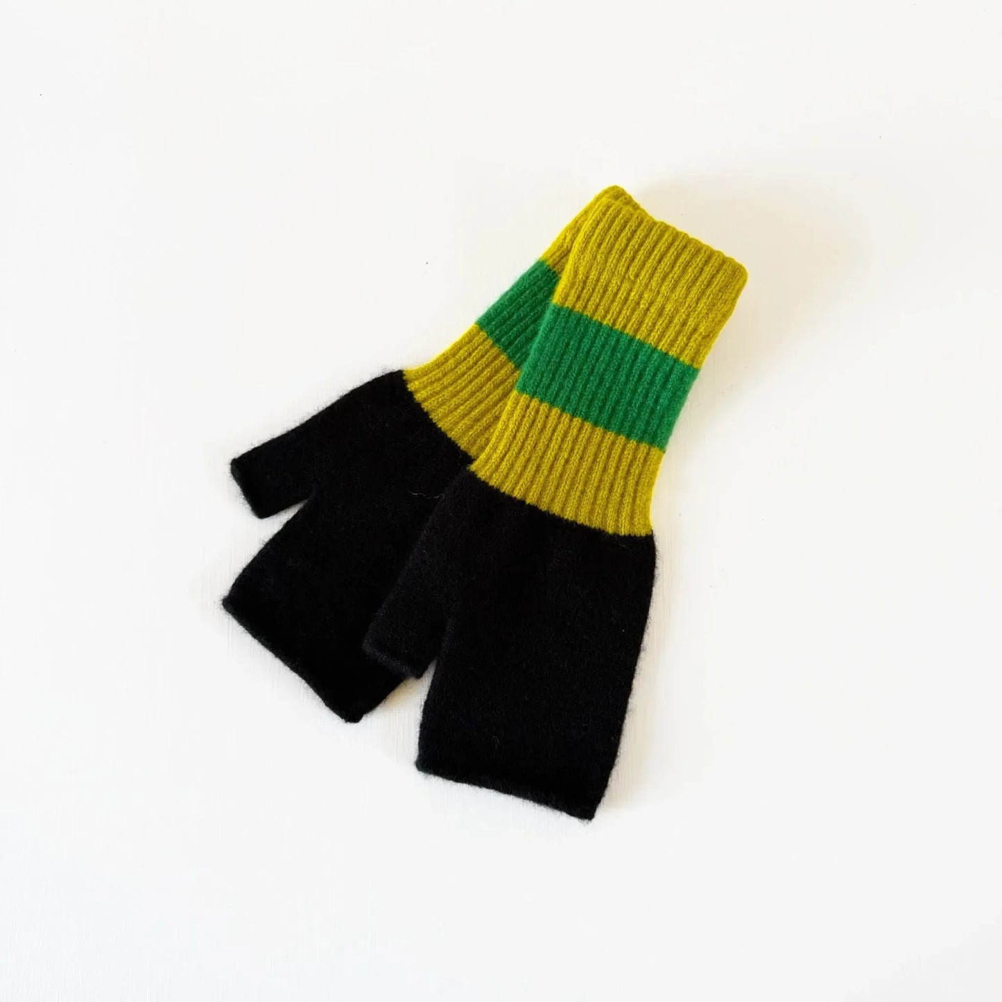 62 Mac Fingerless Mittens in Black-Accessory-Jo Gordon-eugenienewport