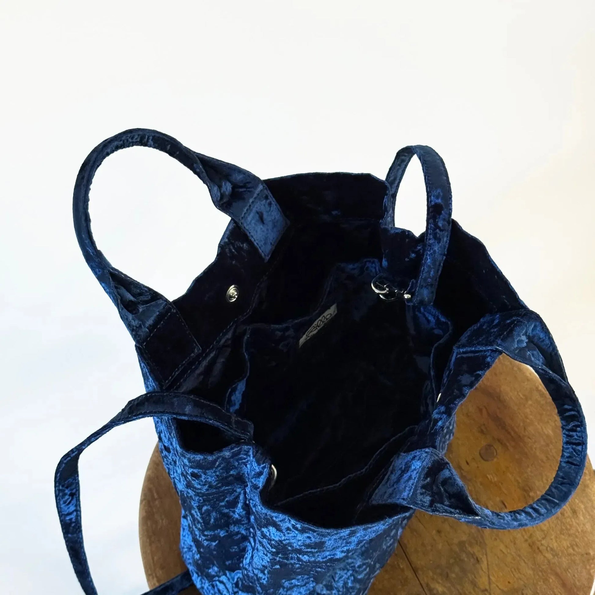 Dado in Dark Blue Velvet-Accessories-Zilla-eugenienewport