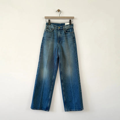 Elissa Jean in Jane Wash-Denim-B Sides-eugenienewport