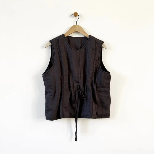 Elmo Vest in Charcoal-Jackets-Runaway Bicycle-eugenienewport