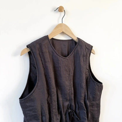 Elmo Vest in Charcoal-Jackets-Runaway Bicycle-eugenienewport