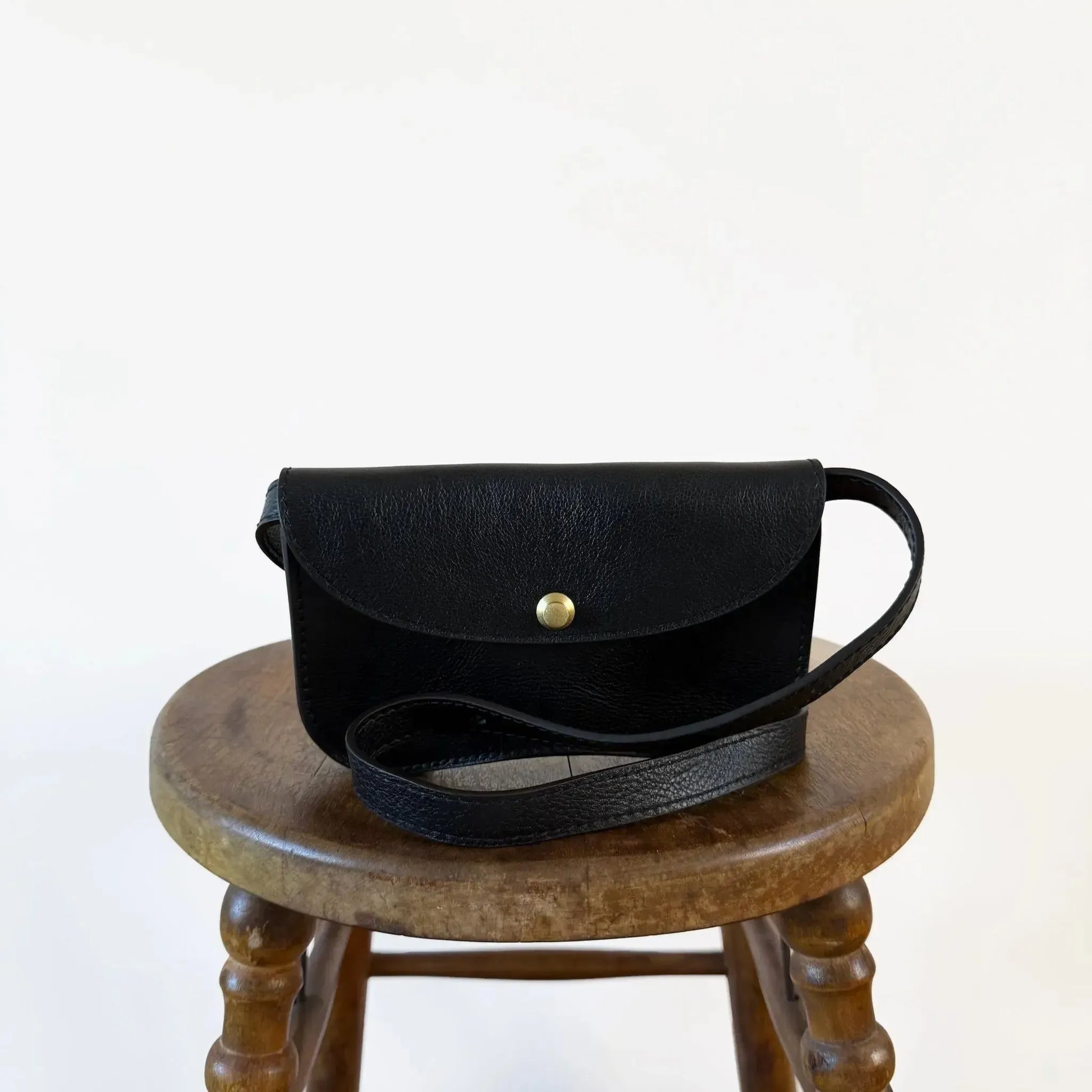 The Faba in Black-Accessories-Lindquist-eugenienewport