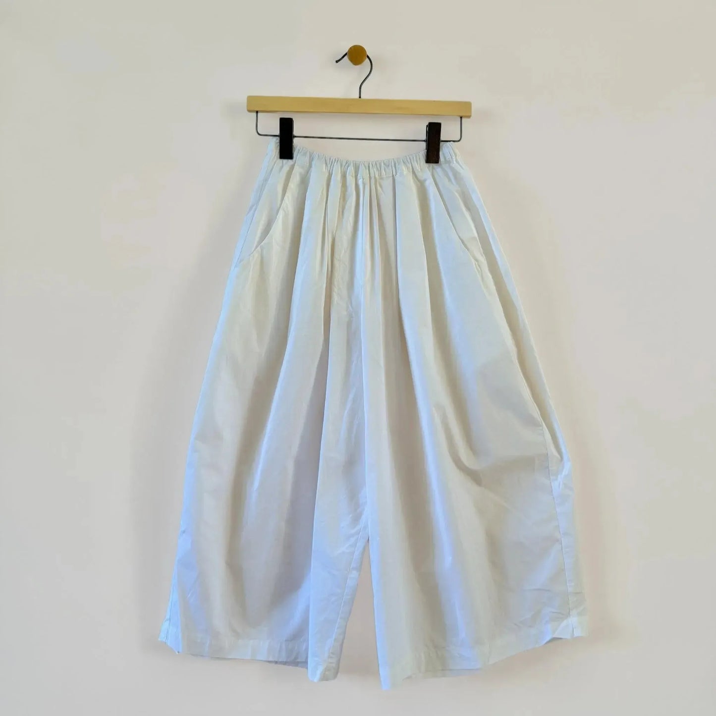 Short Oversize Iyo in Optic Wash-Pant-Manuelle Guibal-eugenienewport