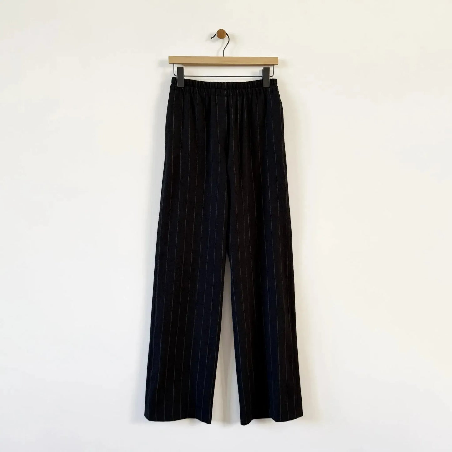 Striped Wool Gym Pants in Carbone-Pants-Alysi-eugenienewport